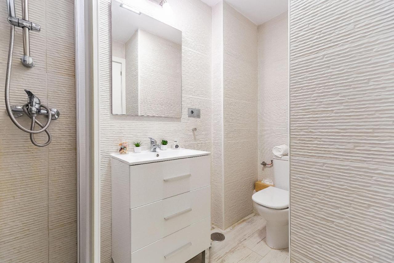 Sun Coast Benalmadena -- Superb Studio With 4 Pools, Gardens & Breakfast Zewnętrze zdjęcie