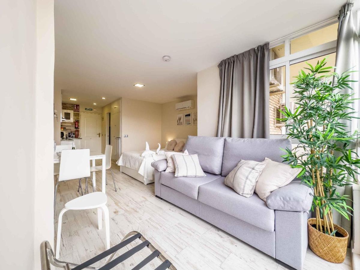 Sun Coast Benalmadena -- Superb Studio With 4 Pools, Gardens & Breakfast Zewnętrze zdjęcie