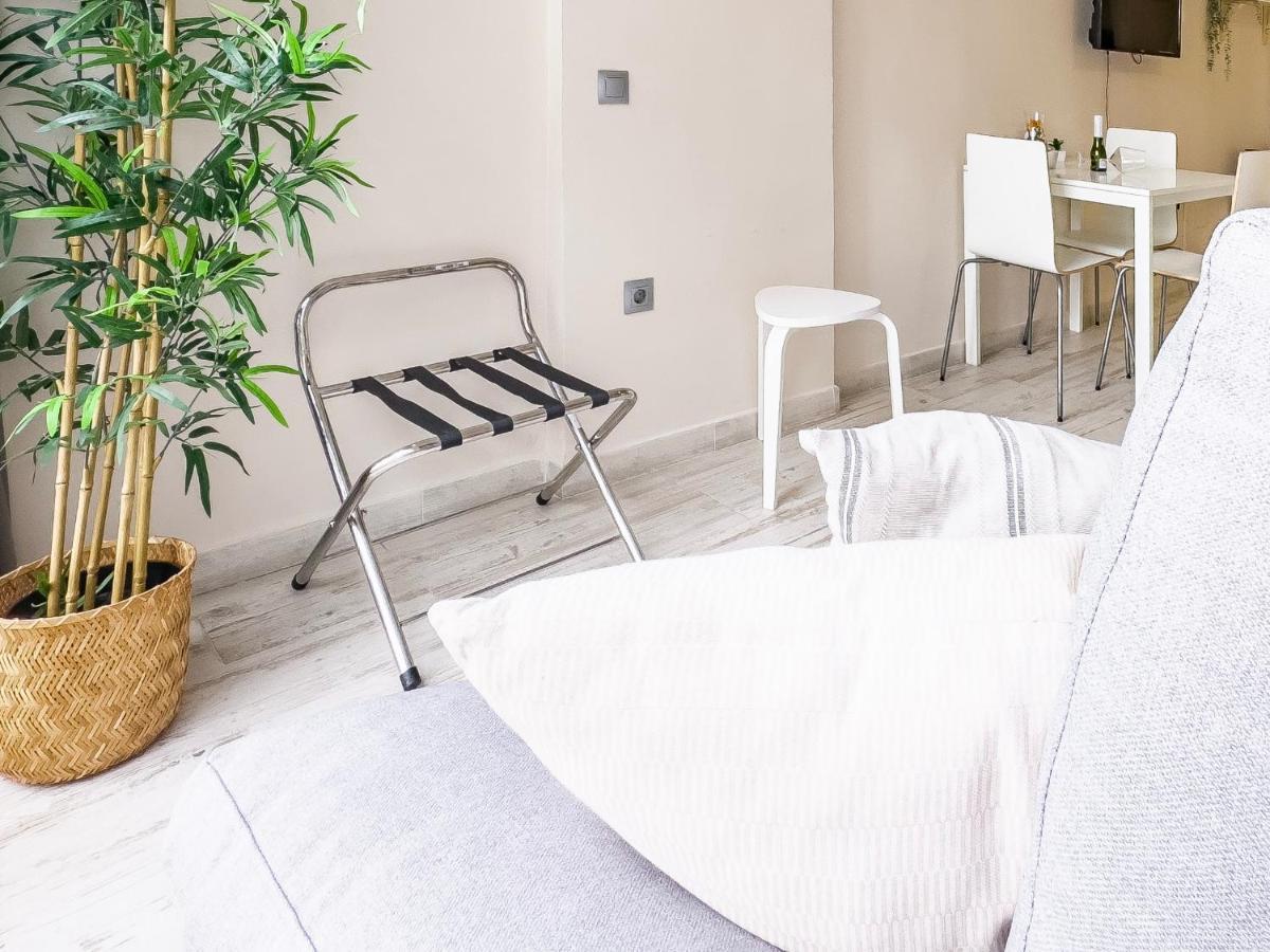 Sun Coast Benalmadena -- Superb Studio With 4 Pools, Gardens & Breakfast Zewnętrze zdjęcie